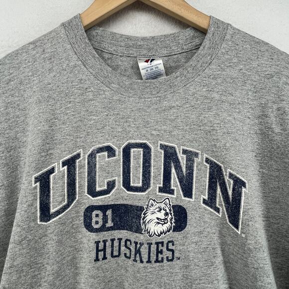 Jerzees Other - UCONN Shirt Mens 2XL HUSKIES University Connecticut Tee Starrs Cotton Gray